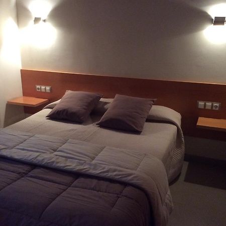 Hotel Viaurelia Montblanc Kamer foto