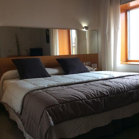 Hotel Viaurelia Montblanc Buitenkant foto