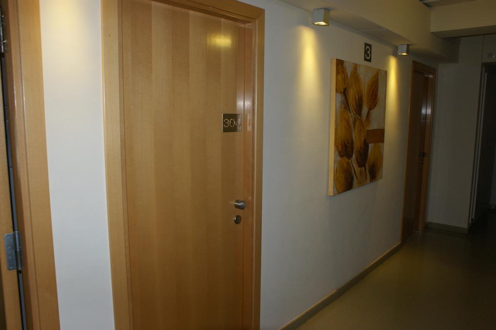 Hotel Viaurelia Montblanc Buitenkant foto
