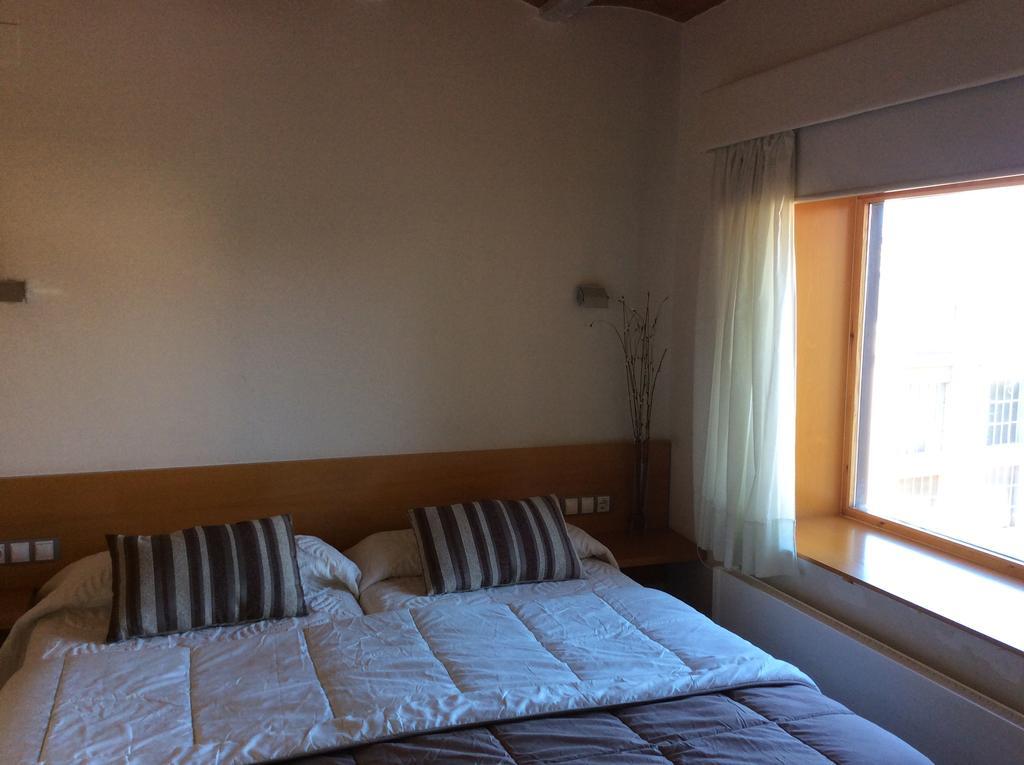 Hotel Viaurelia Montblanc Kamer foto